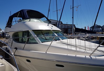 Jeanneau Prestige 32