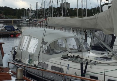 Hanse 371